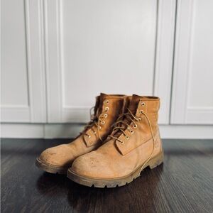 Men’s Timberland boots 11.5M